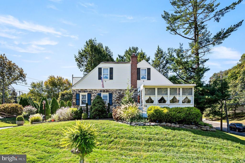 756 E PROVIDENCE RD, ALDAN, PA 19018 — photo 2