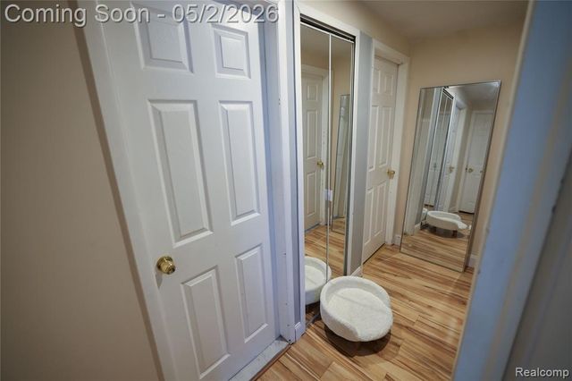 38684 Pinebrook Drive, Sterling Heights, MI 48310