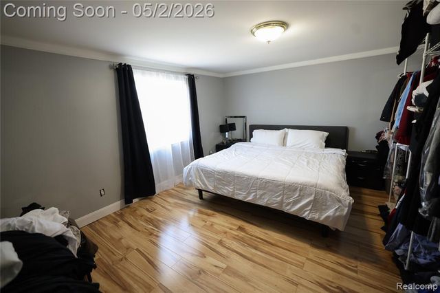 38684 Pinebrook Drive, Sterling Heights, MI 48310