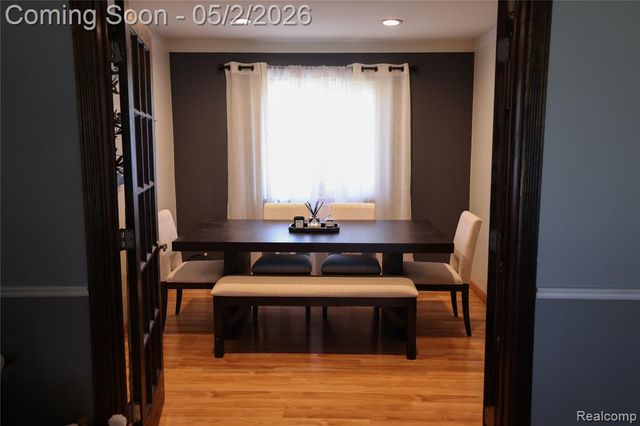 38684 Pinebrook Drive, Sterling Heights, MI 48310