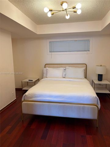 1717 N Bayshore Dr A-2254, Miami, FL 33132