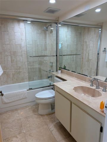 1717 N Bayshore Dr A-2254, Miami, FL 33132