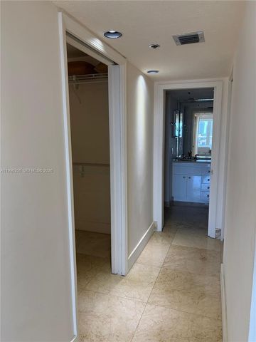 1717 N Bayshore Dr A-2254, Miami, FL 33132