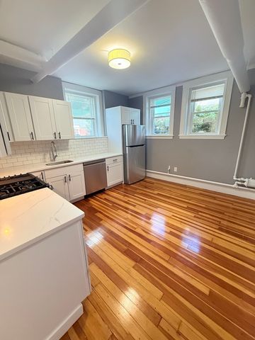 840 Massachusetts Ave 19, Arlington, MA 02476