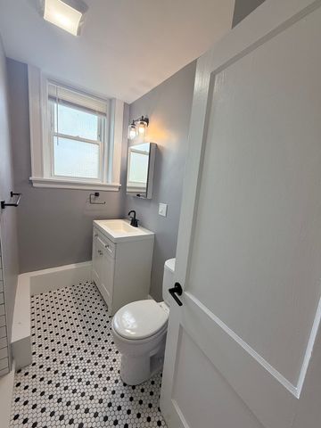 840 Massachusetts Ave 19, Arlington, MA 02476