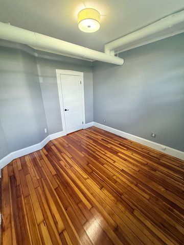840 Massachusetts Ave 19, Arlington, MA 02476