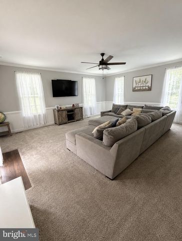 6825 DILLON CT, Hughesville, MD 20637