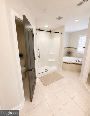 6825 DILLON CT, Hughesville, MD 20637