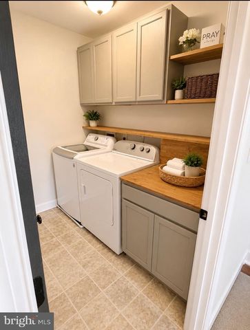 6825 DILLON CT, Hughesville, MD 20637