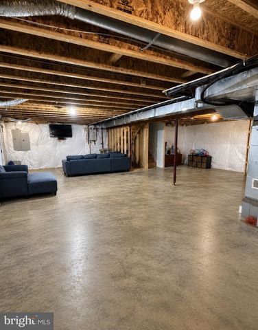 6825 DILLON CT, Hughesville, MD 20637