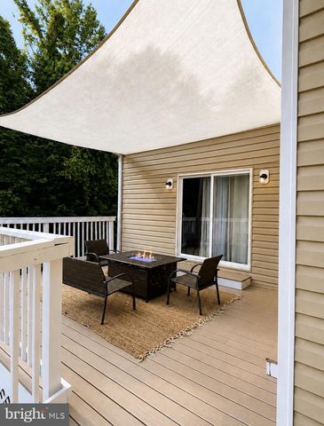 6825 DILLON CT, Hughesville, MD 20637