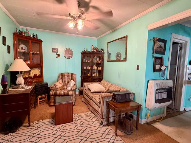 477 PEACH ST, Selmer, TN 38375