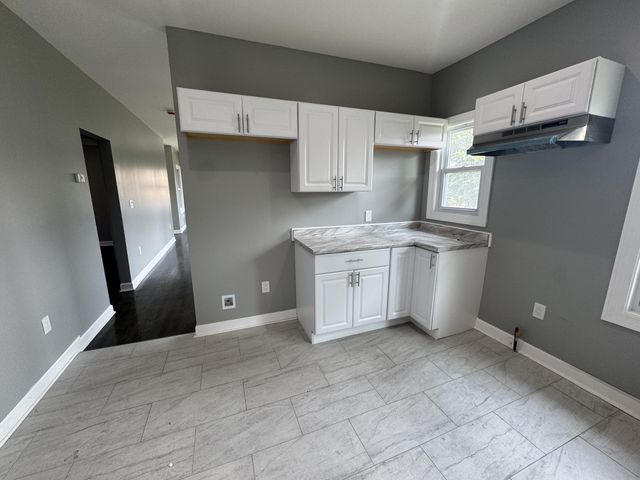 1052 Tyler Street, Gary, IN 46402