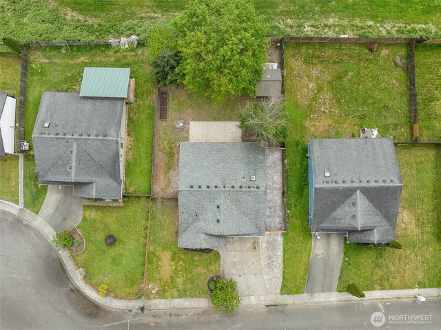 134 5th Avenue SE, Pacific, WA 98047
