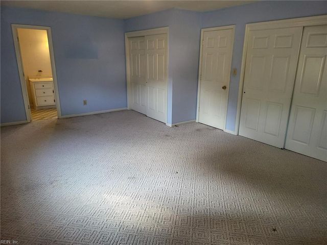 24 E Governor DR, Newport News, VA 23602
