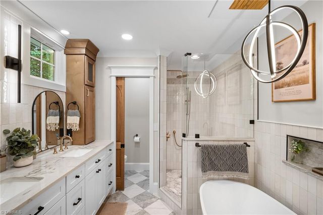 3537 S nc highway 150, Lexington, NC 27295