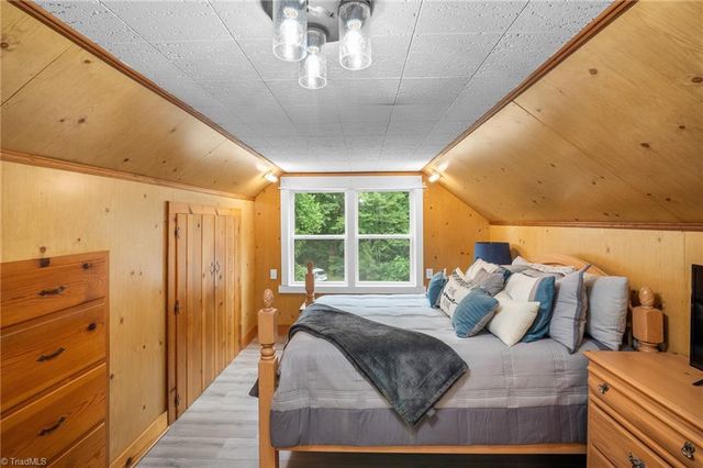 3537 S nc highway 150, Lexington, NC 27295