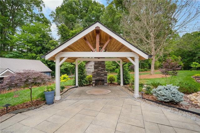 3537 S nc highway 150, Lexington, NC 27295
