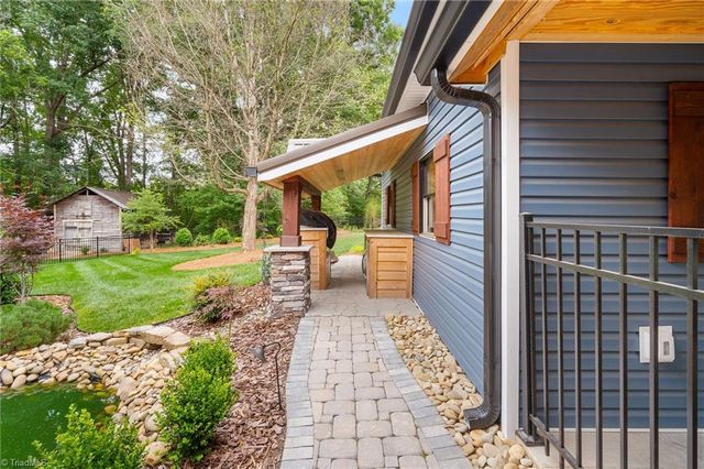 3537 S nc highway 150, Lexington, NC 27295