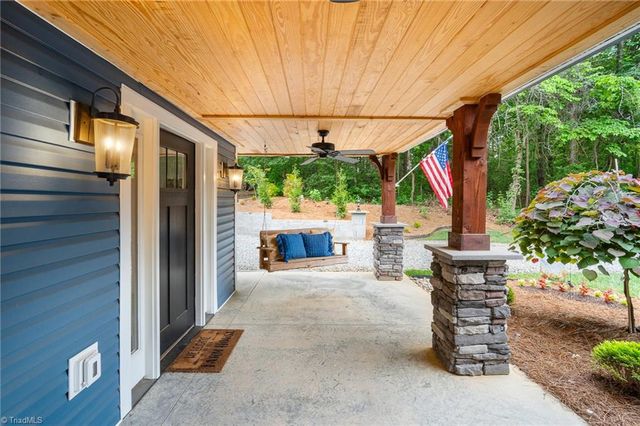 3537 S nc highway 150, Lexington, NC 27295