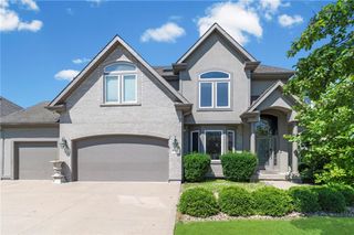 6304 N Kensington Court, Kansas City, MO 64119