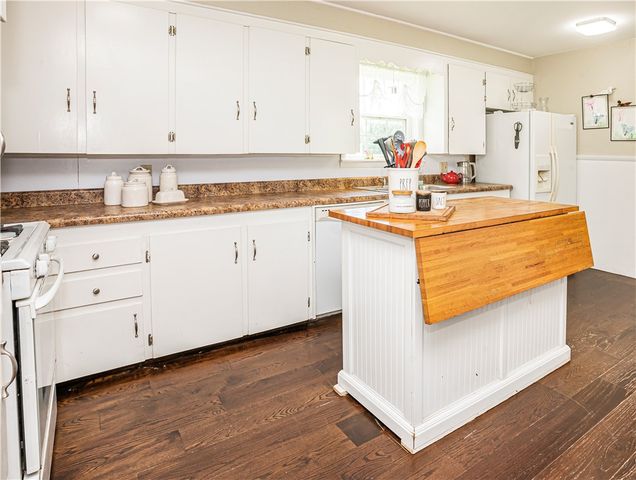905 Sunset Lane, Harrison, AR 72601