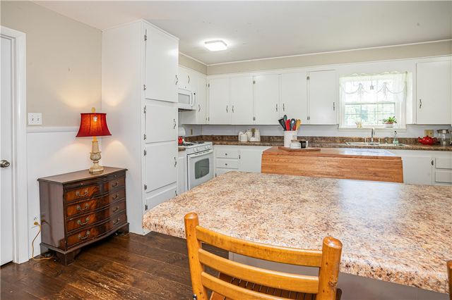 905 Sunset Lane, Harrison, AR 72601