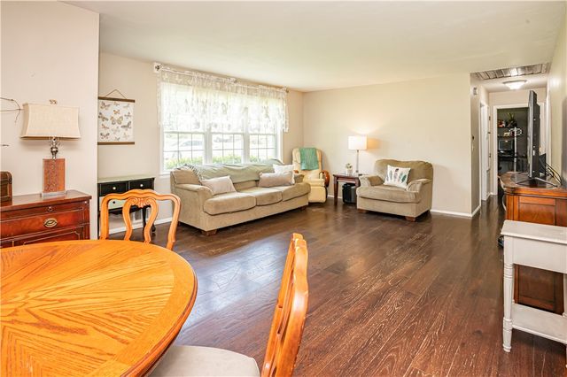 905 Sunset Lane, Harrison, AR 72601