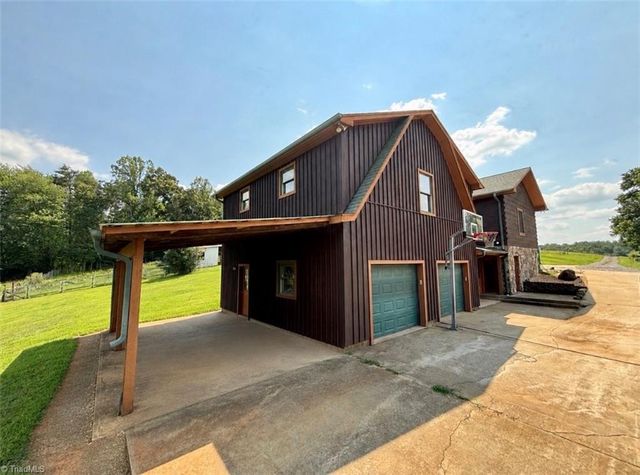 300 Tom Hunter Road, Pilot Mountain, NC 27041