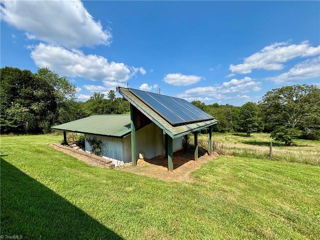 300 Tom Hunter Road, Pilot Mountain, NC 27041