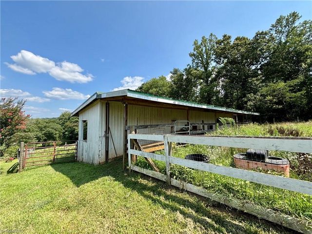 300 Tom Hunter Road, Pilot Mountain, NC 27041