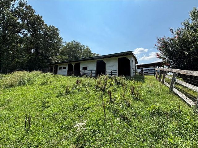 300 Tom Hunter Road, Pilot Mountain, NC 27041