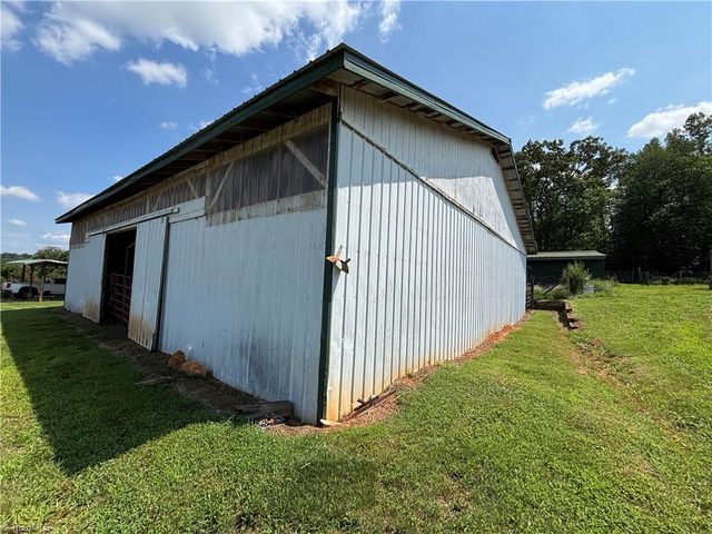 300 Tom Hunter Road, Pilot Mountain, NC 27041