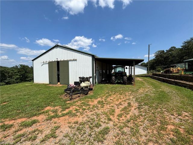 300 Tom Hunter Road, Pilot Mountain, NC 27041