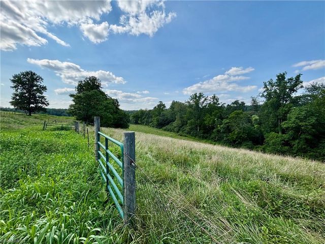 300 Tom Hunter Road, Pilot Mountain, NC 27041