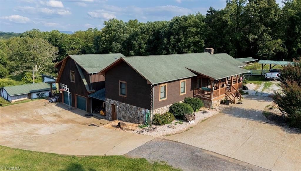 300 Tom Hunter Road, Pilot Mountain, NC 27041