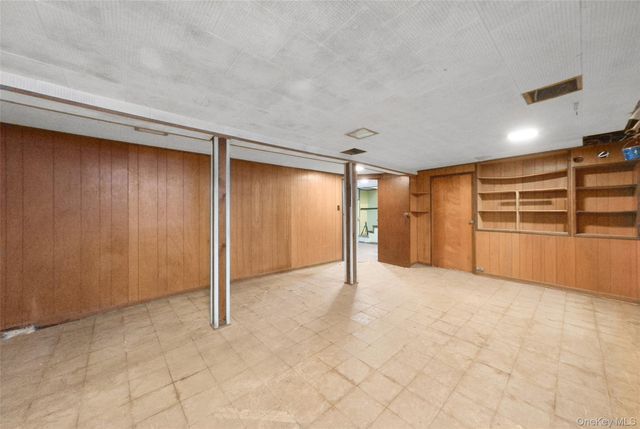 5 Miller Place, Poughkeepsie, NY 12601