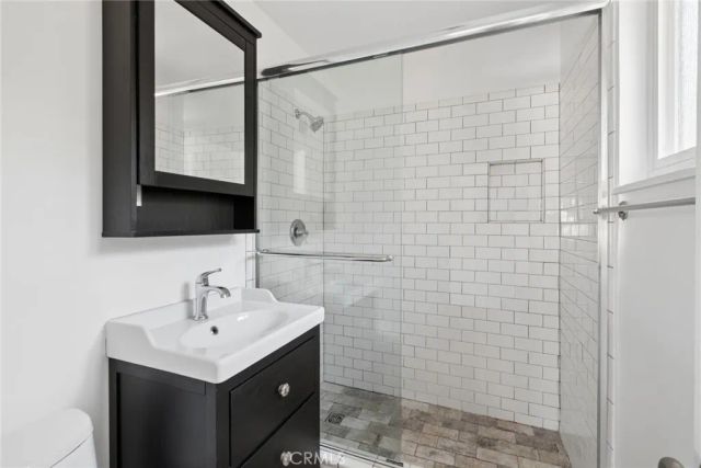 241 E 21st Street, Costa Mesa, CA 92627