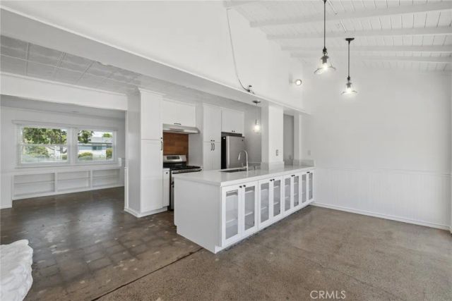 241 E 21st Street, Costa Mesa, CA 92627