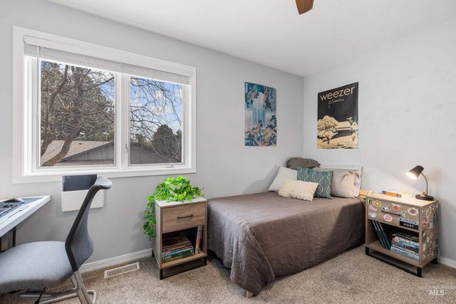 10723 W Barnsdale Ct, Boise, ID 83713