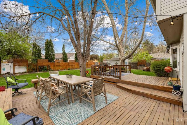 10723 W Barnsdale Ct, Boise, ID 83713