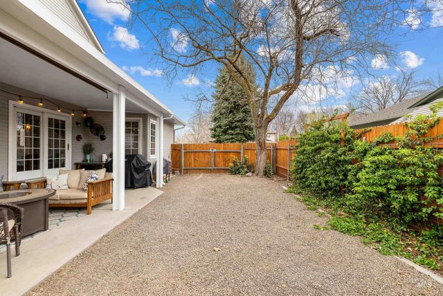 10723 W Barnsdale Ct, Boise, ID 83713