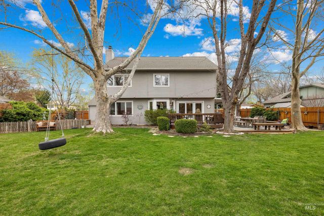 10723 W Barnsdale Ct, Boise, ID 83713