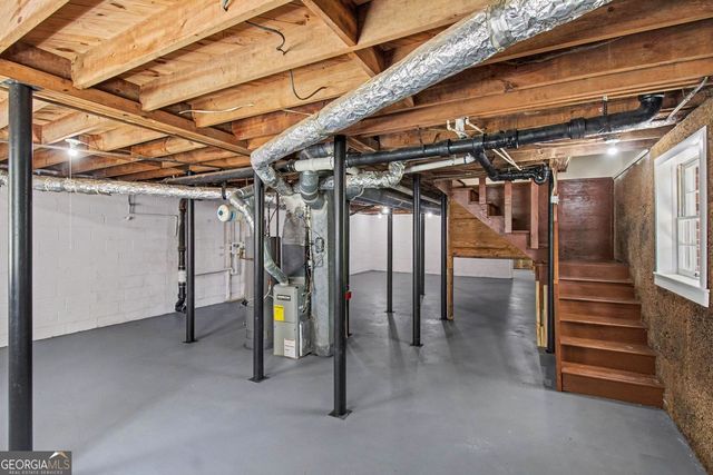 835 Pine Roc Drive, Stone Mountain, GA 30083