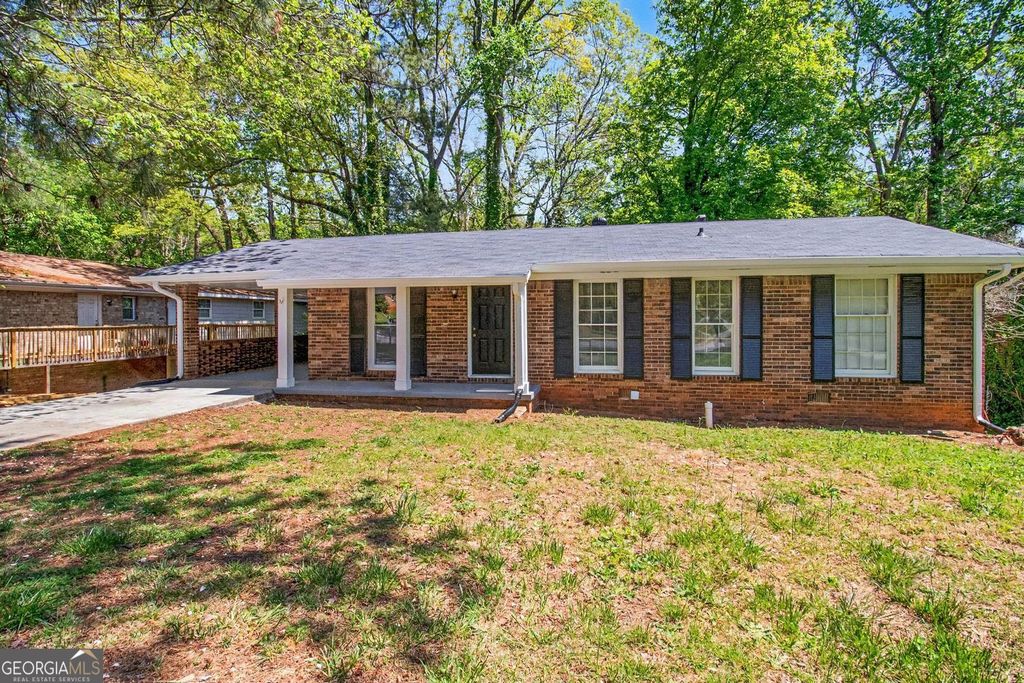 835 Pine Roc Drive, Stone Mountain, GA 30083