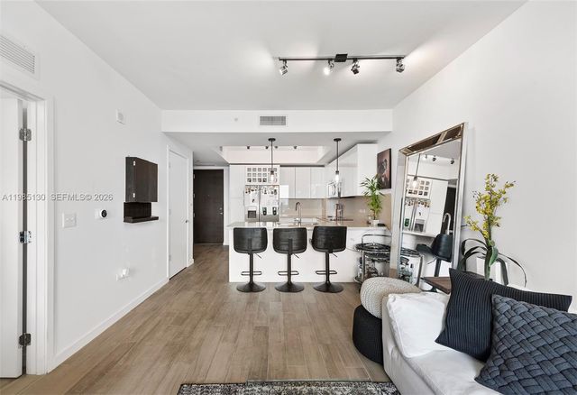 999 SW 1st Ave 2908, Miami, FL 33130