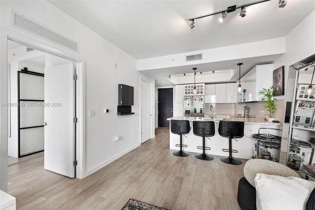 999 SW 1st Ave 2908, Miami, FL 33130