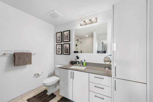 999 SW 1st Ave 2908, Miami, FL 33130