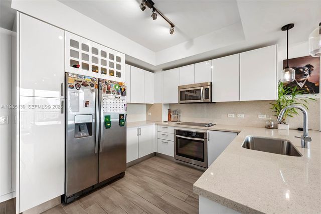 999 SW 1st Ave 2908, Miami, FL 33130