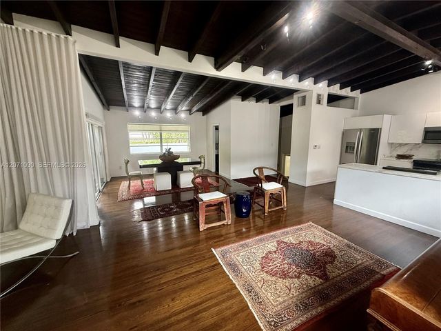 3596 Main Highway, Miami, FL 33133